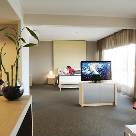 Hotel Du Centre Нумеа Экстерьер фото